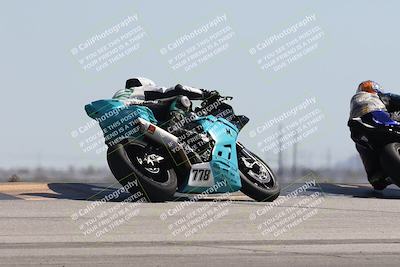 media/Oct-04-2025-CVMA (Sat) [[408bcdd6e4]]/Race 7- Formula 40 MW and LW/